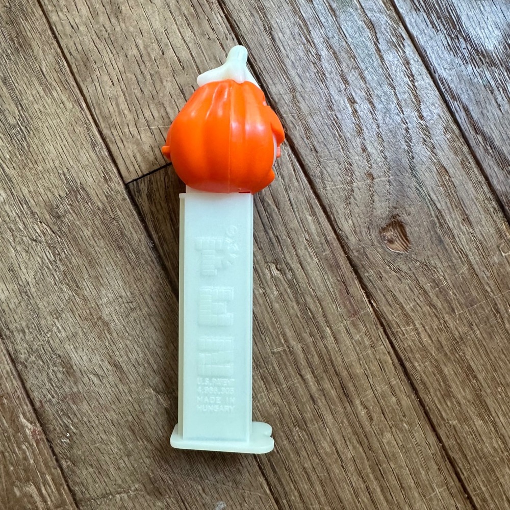 Vintage PEZ Dispenser Halloween Pumpkin Jack O Lantern Candy Made in Hungary - Picture 4 of 6